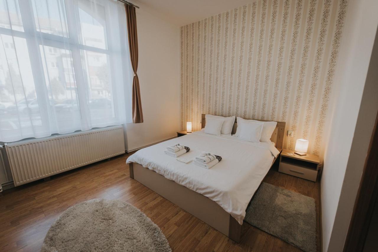 Gavri'S Classic Apartment Сибиу Экстерьер фото